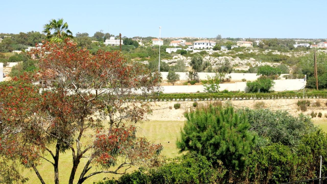 Marina איה נאפה